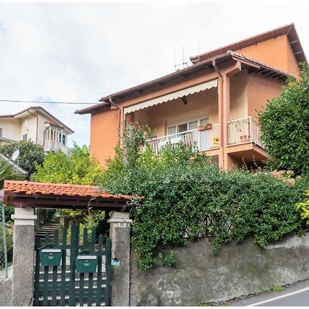 Villa Silvia, Indipendente Con Giardino Privato E Garage Varazze Exterior foto