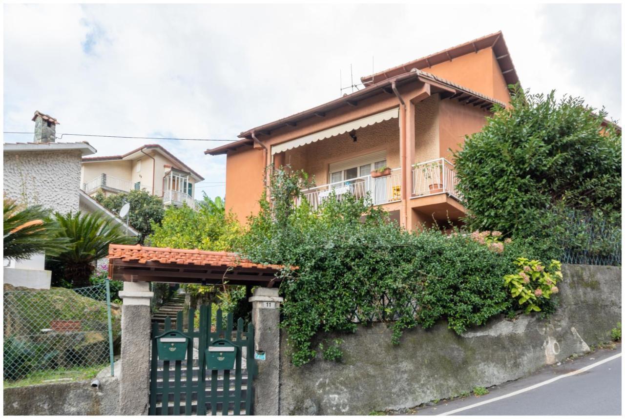 Villa Silvia, Indipendente Con Giardino Privato E Garage Varazze Exterior foto